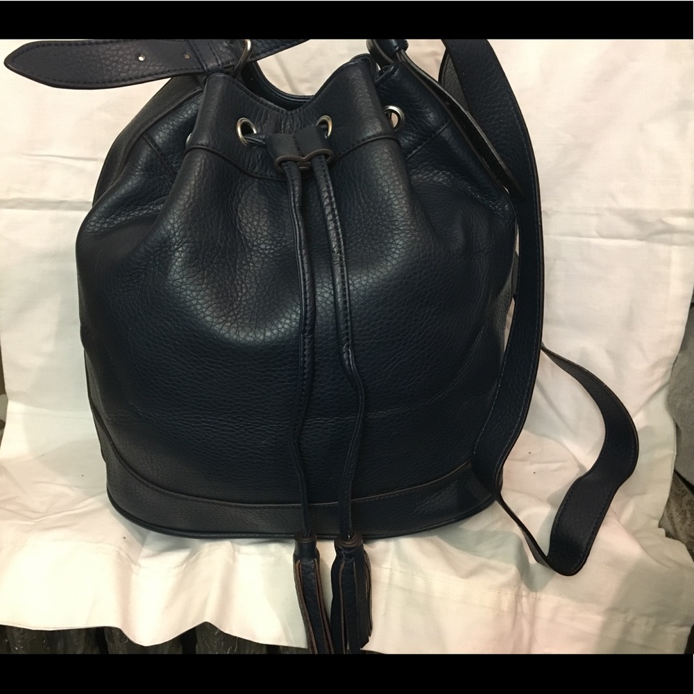 Faux-Leather Tasseled Bucket Bag | Old Navy